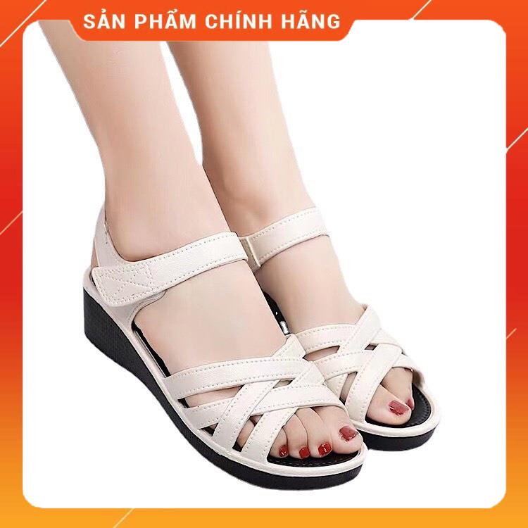 Sandal nữ đi học , đi chơi ⚡️ FREESHIP ⚡️dép nữ thời trang , đế cao su đúc đi bền,êm chân,đi mưa thoải mái