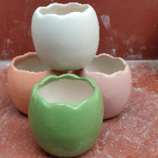 Chậu sứ hình trứng Bát Tràng