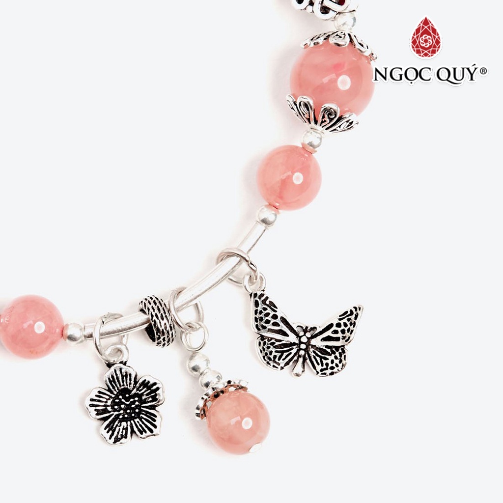Vòng tay TA hồng phối charm bươm bướm - Ngọc QUý