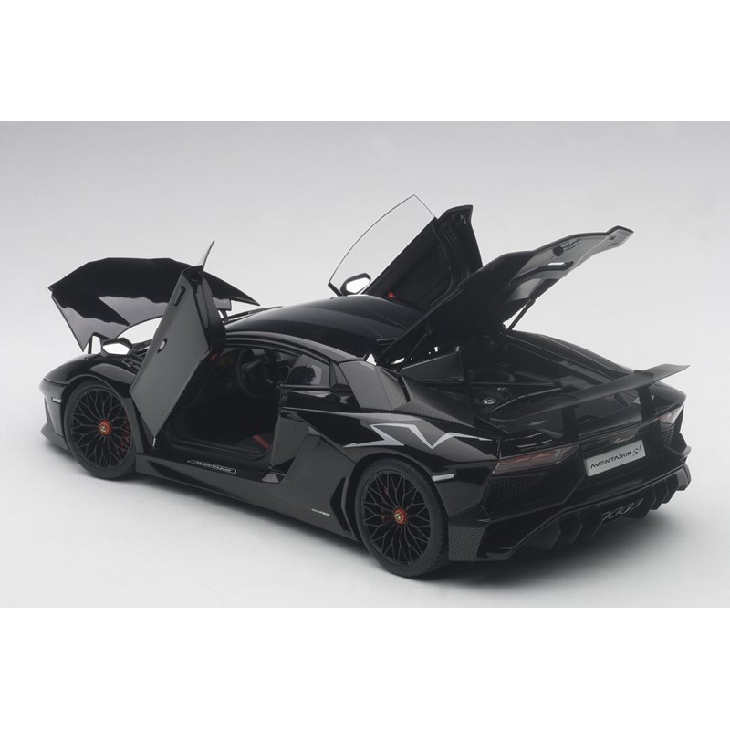 Mô hình tỉnh xe thể thao al 1/18 Lamborghini AVENTADOR LP750-4 SV