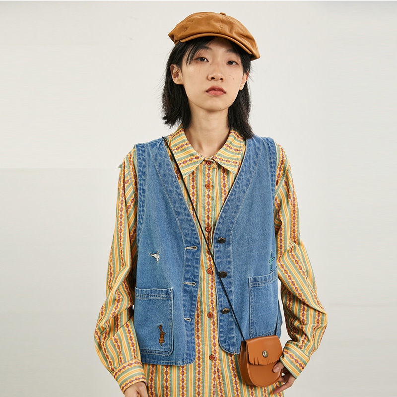 Áo Khoác Denim Sát Nách Dáng Rộng Thêu Họa Tiết Phong Cách Retro Cho Nữ | BigBuy360 - bigbuy360.vn