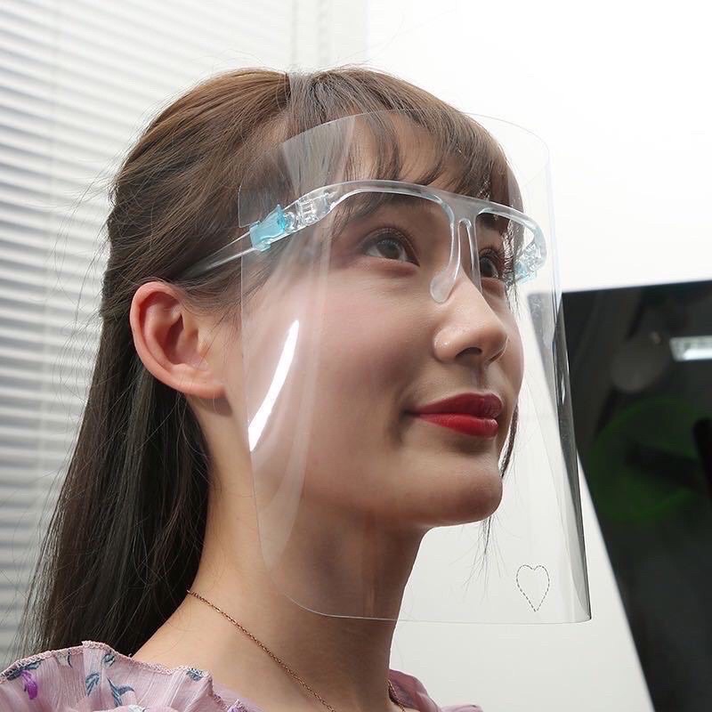 2 Kính bảo hộ chống giọt bắn-an toàn, không gây nhức mắt trong thời gian dài