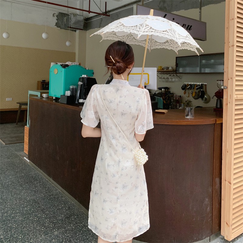 Sườn Xám 2 Lớp Xẻ Tà Phong Cách Trung Cổ Nhẹ Nhàng