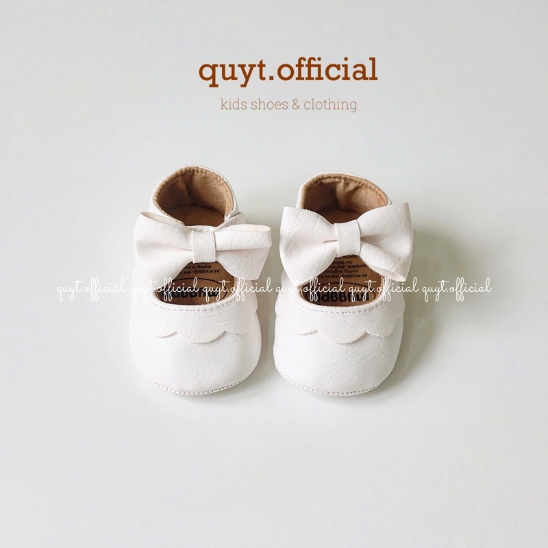 -Giày tập đi nơ trắng