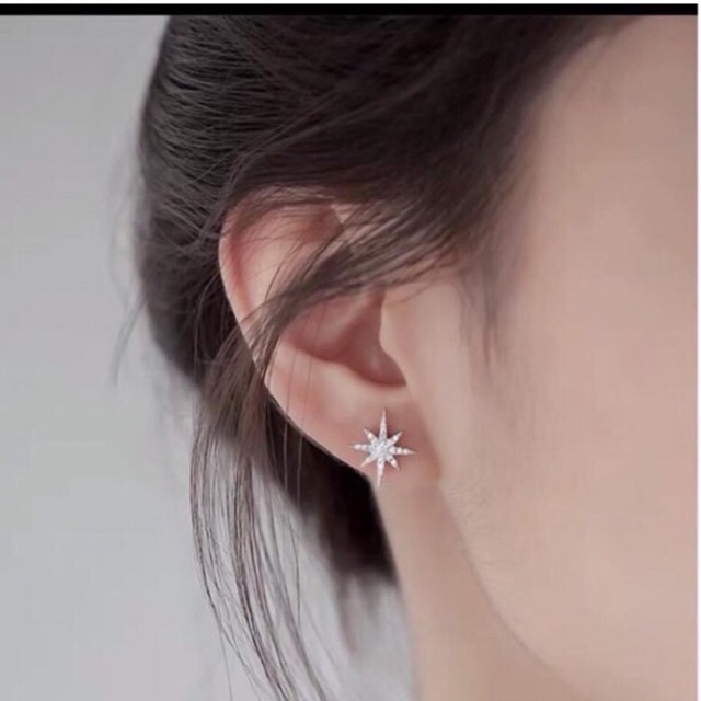 vông tai phun đá bạc ta, bông tai MC