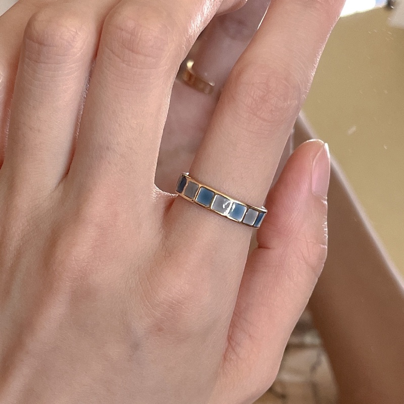 Nhẫn Đính Ngọc Lục Bảo Thời Trang Cá Tính Cho Nữ