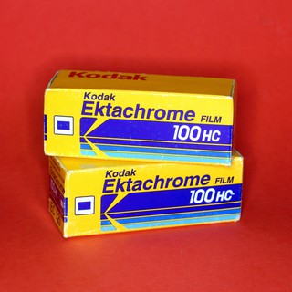 Film chụp ảnh 120 outdate Kodak Ektachrome 100 HC (giá tiền 1 cuộn)
