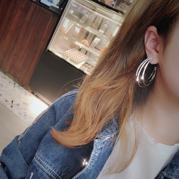 Bông Tai Mạ Bạc 925 Hình Tròn Đính Kim Cương Toàn Diện Phong Cách Âu Mỹ Cho Nữ