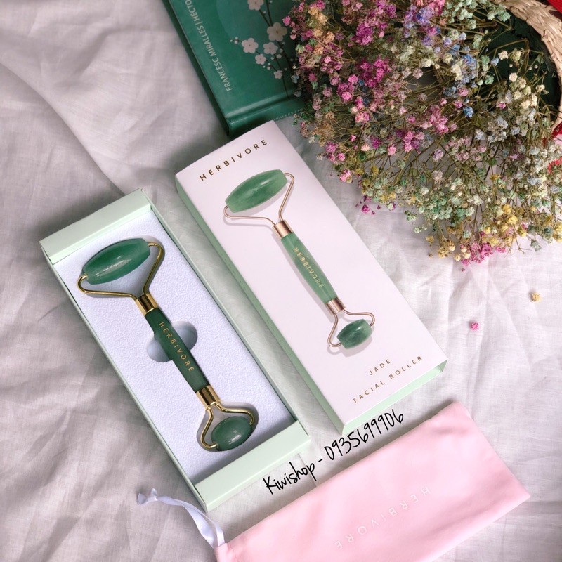 Cây lăn mát xa mặt Mount Lai Jade Roller Rose Quartz