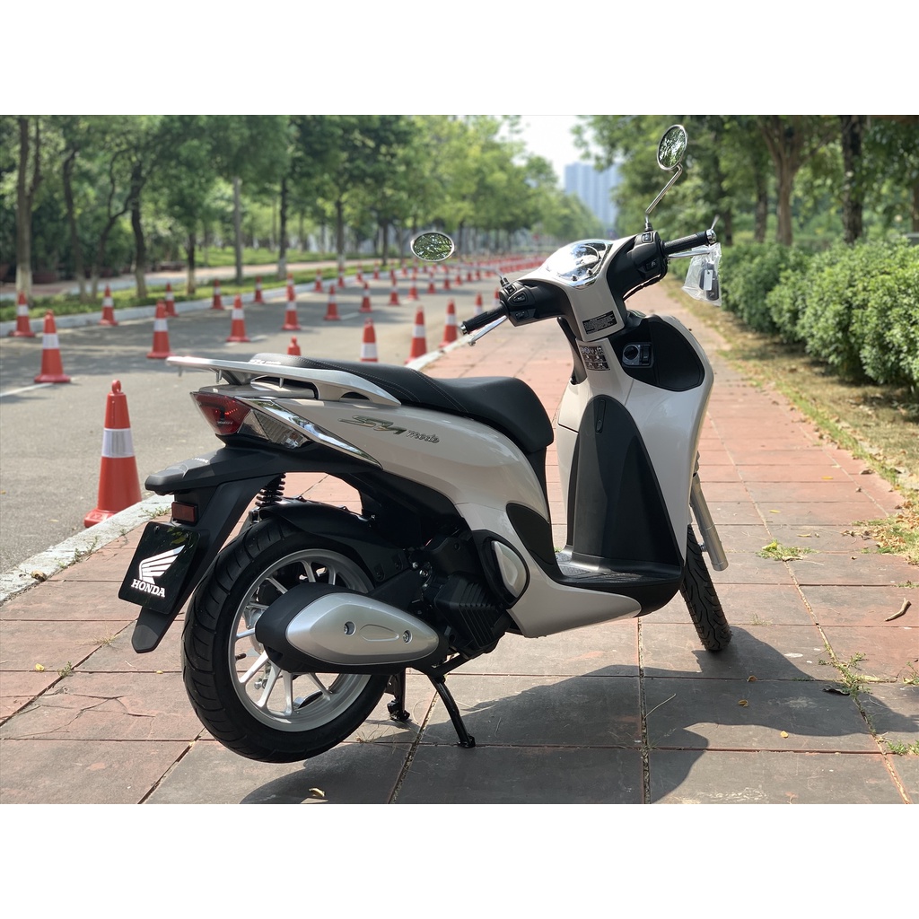 TEM SH MODE 2020 CHỮ NỔI 3D MÀU BẠC HÀNG CAO CẤP SIÊU NÉT - GIÁ 1 CẶP