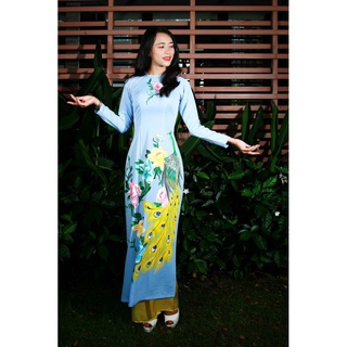 Áo dài vẽ tay chim công đẹp lộng lẫy