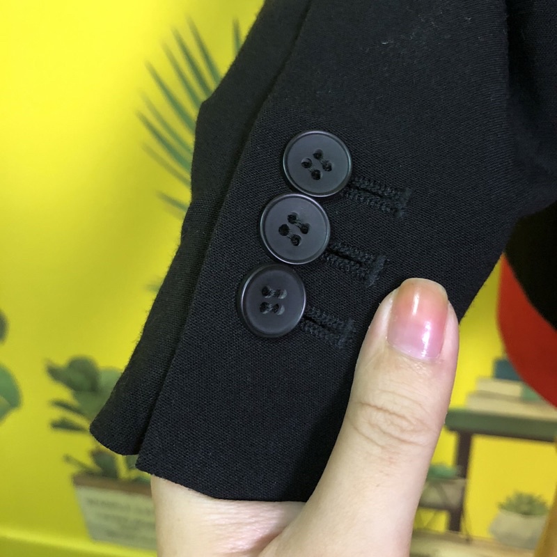 Áo khoác vest blazer đen hình thêu hàng si hàng 2hand