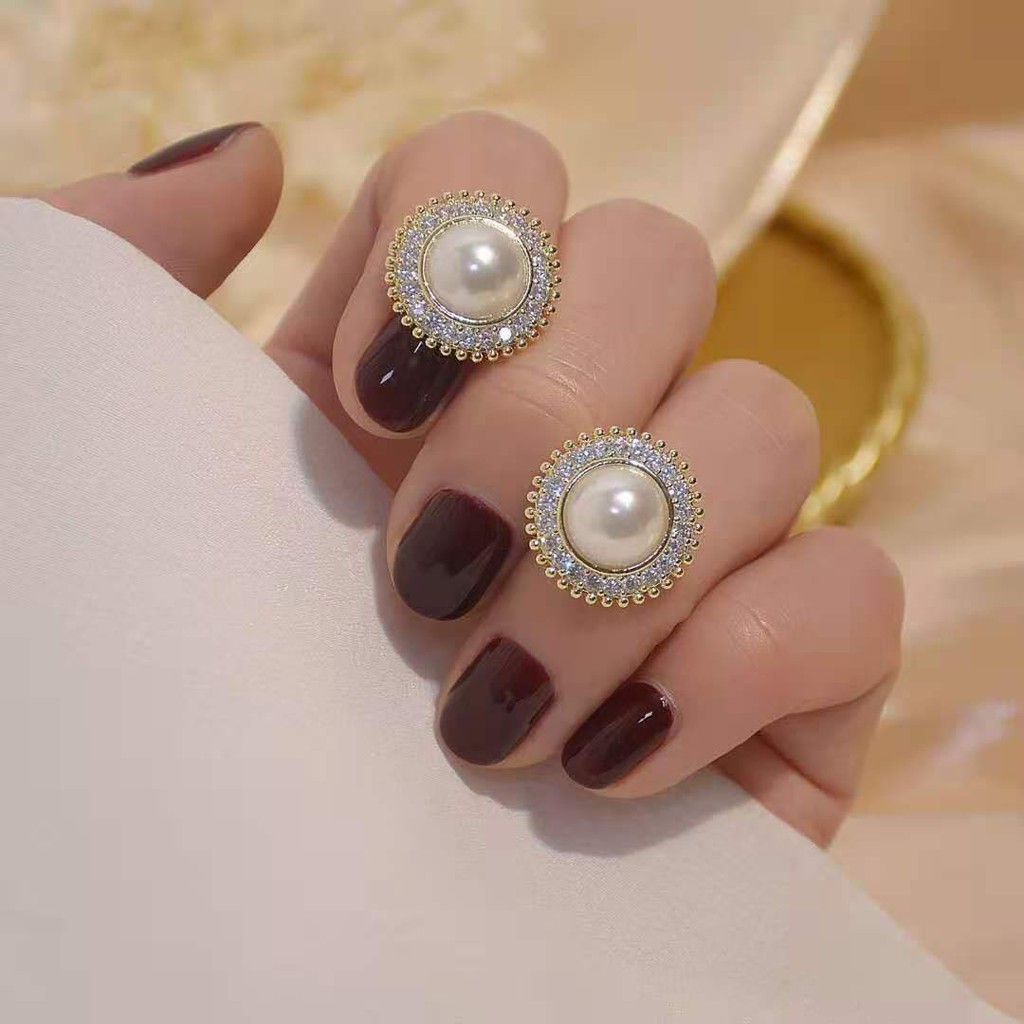 Khuyên tai Shining viền đá sáng sang trọng ER252