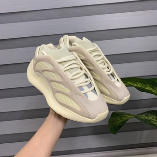 Giày Yeezy 700 V3 Hot Nam
