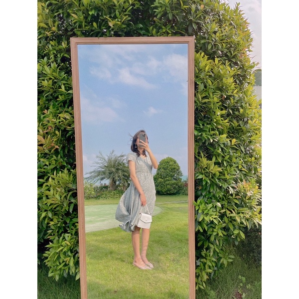 The19club - Váy voan hoa Lisa