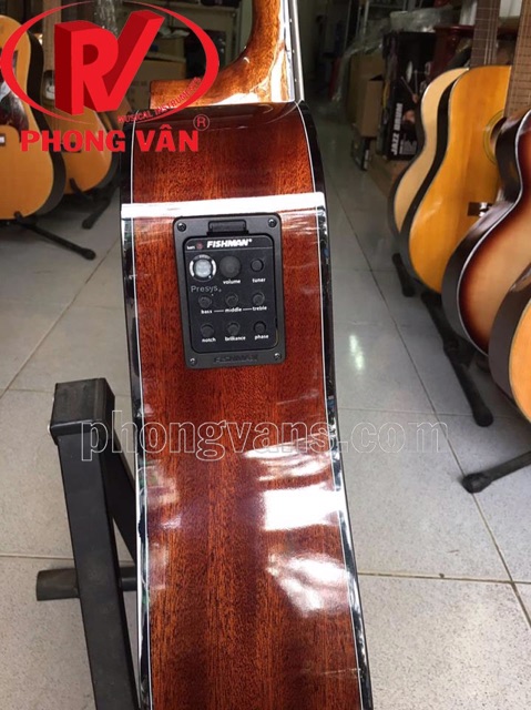 Đàn guitar Takamine GD15CE NAT có EQ