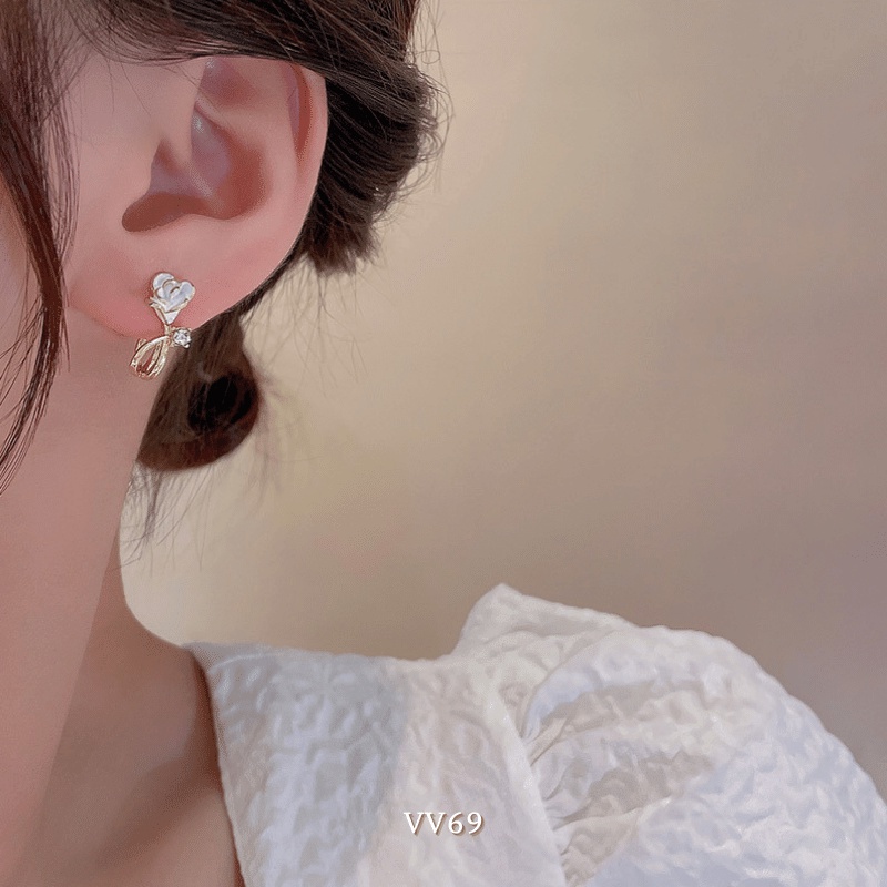 Bông tai hoa cách điệu phối đá thời trang nữ tính Hàn Quốc Annie VV69