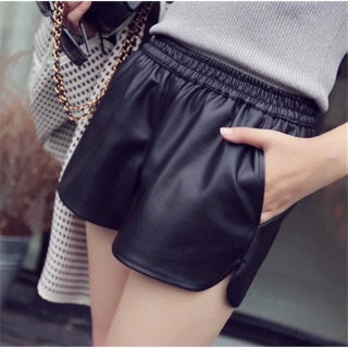 Sẵn-Quần short da D1 size m
