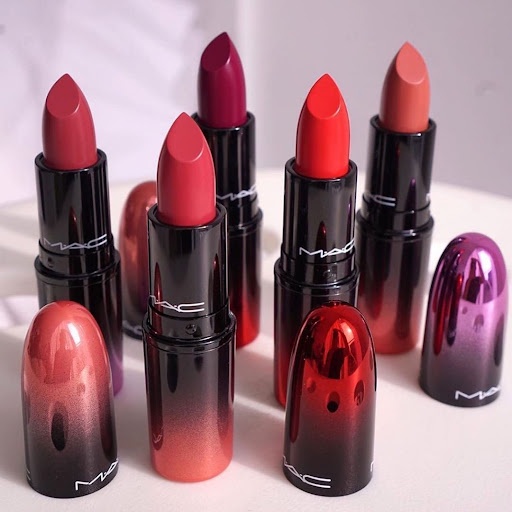 Son thỏi MAC Love Me Lipstick