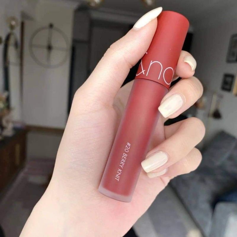 Son Romand Zero 20 màu đỏ berry trầm (son kem lì Romand Zero Velvet Tint)