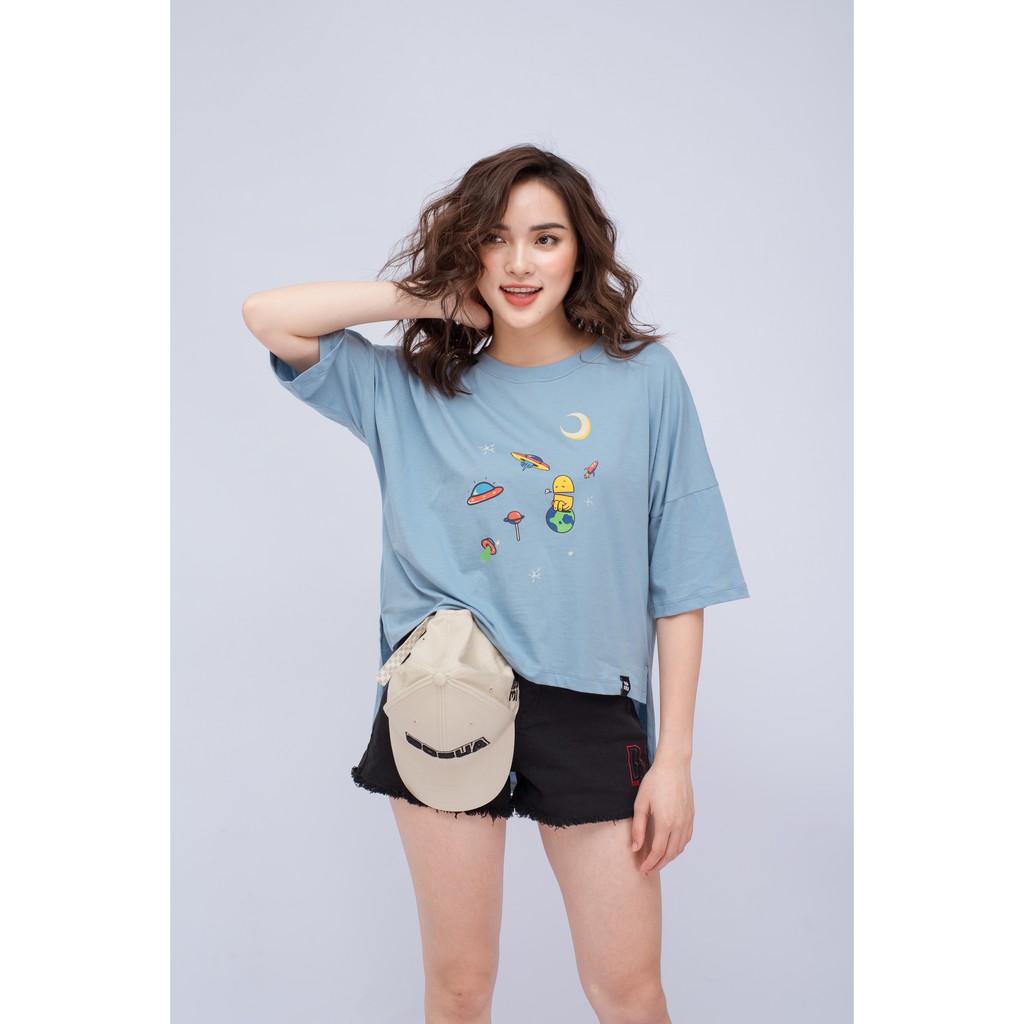 Áo Thun BOO Nữ Oversized Stickers Boo