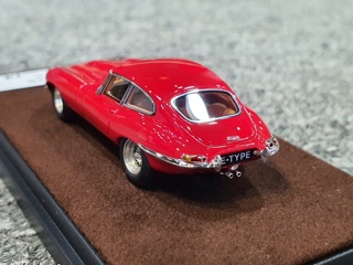 Xe Mô Hình Jaguar E-Type Limited 1:64 JEC ( Đỏ )