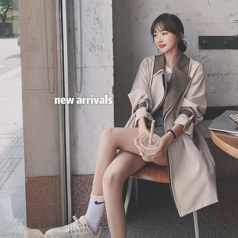 Áo măng tô dáng lửng phối 2 màu