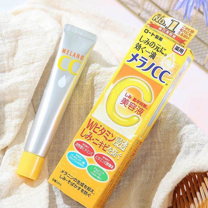 Serum giảm thâm nám Melano CC Vitamin C của Rohto Nhật Bản