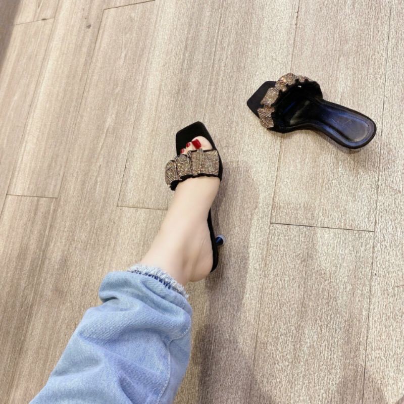 Dép nữ gót đũa 7cm phối quai nhóm kim tuyến lên chân sang chảnh