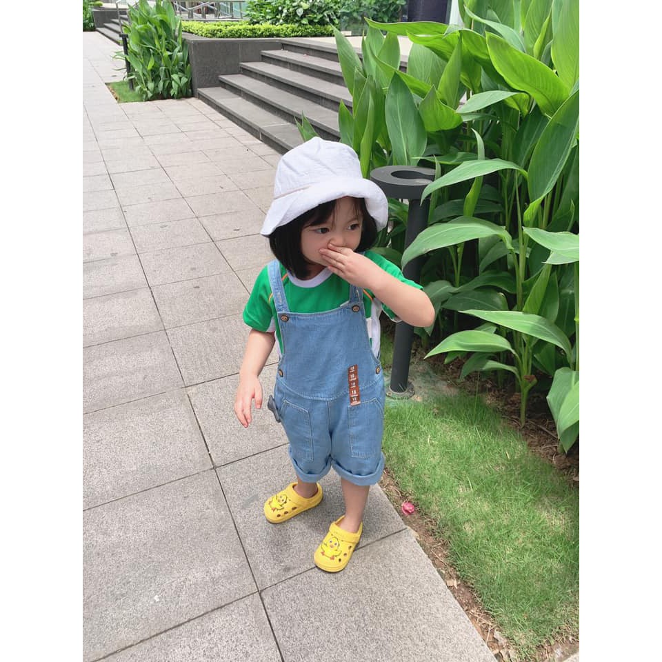 Yếm bò ZARA cho bé gái