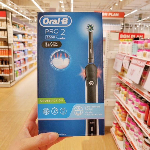 [Mã FMCGLOC giảm 5% đơn 250K] Bàn chải điện Oral-B Pro 2 2000S | BigBuy360 - bigbuy360.vn