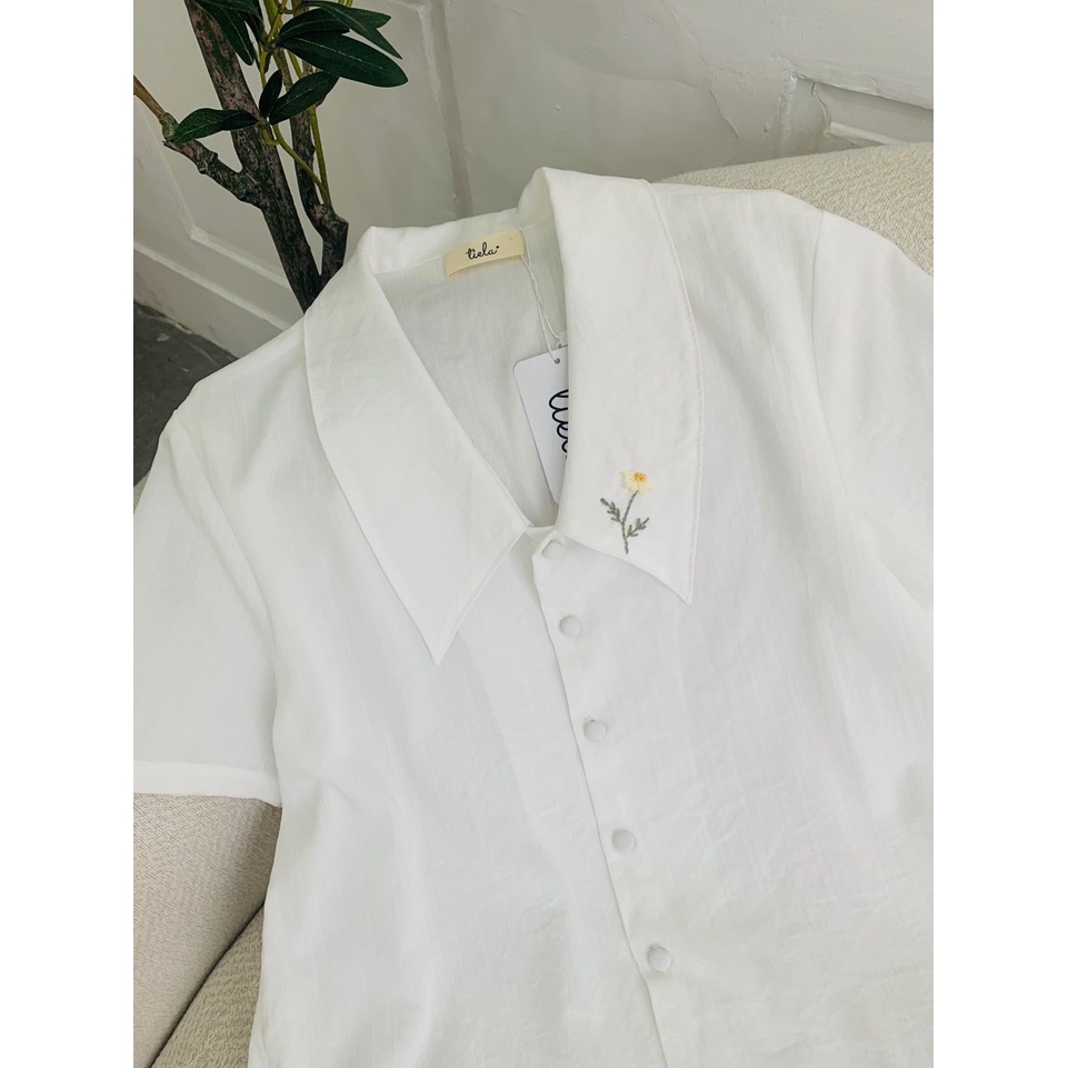 TIELA Áo sơ mi trắng thêu hoa công sở - Ana Shirt | BigBuy360 - bigbuy360.vn
