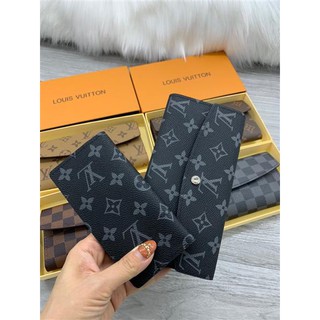 Ví lv nút bấm fullbox có clip