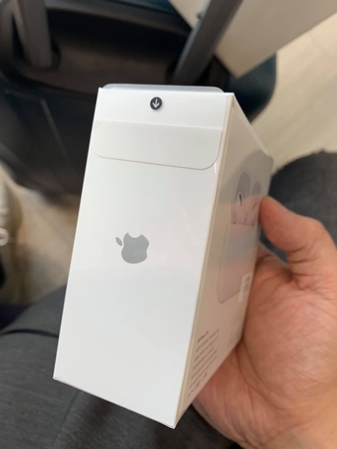 Tai nghe không dây Airpods Pro,nguyên seal fullbox mới 100%,chính hãng Apple