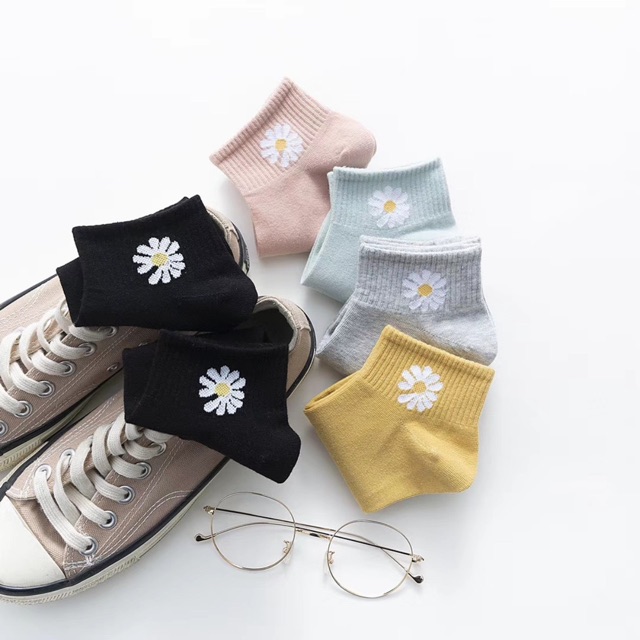 COMBO 10 đôi tất cotton hoạ tiết hoa cúc Hot Trend