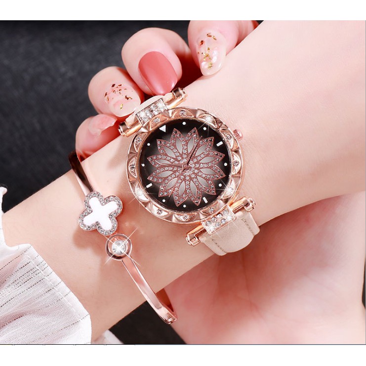 Đồng hồ nữ dây da chính hiệu CVTR, tặng hộp và pin dự phòng, bảo hành 2 năm | BigBuy360 - bigbuy360.vn