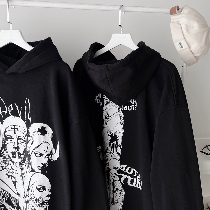 Áo Hoodie DEVIL màu đen bo rút form rộng Unisex - Suti House GODMOTHER