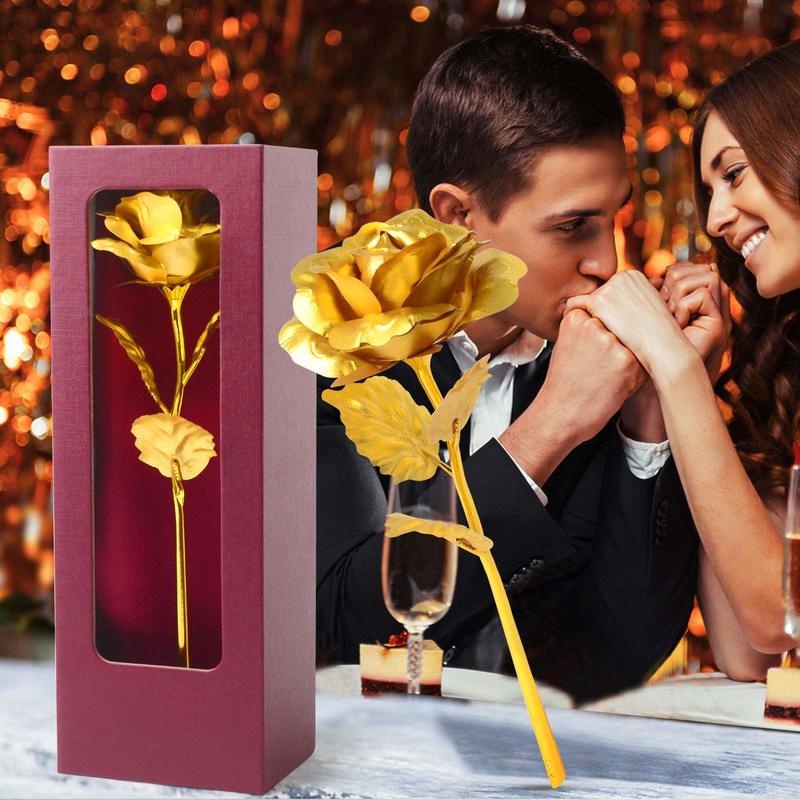 Hoa hồng giả bằng lá vàng 24K dùng làm quà tặng