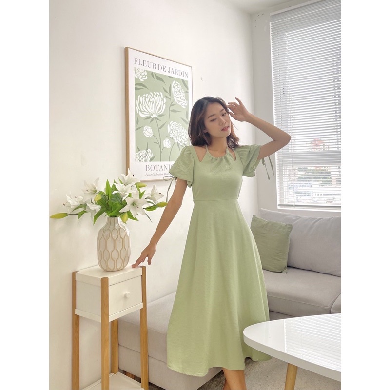 Đầm midi cổ yếm 2 màu trắng đen (có bigsize)