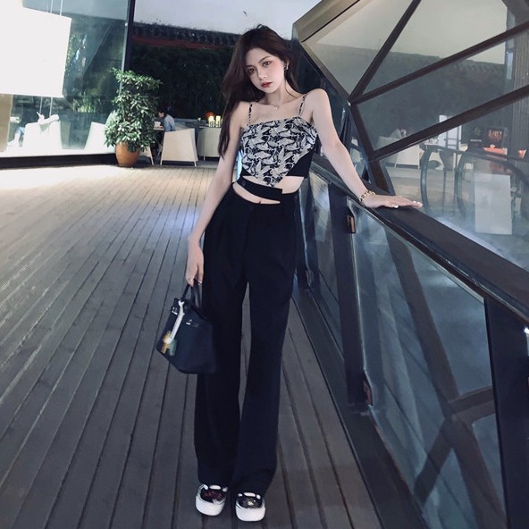 Áo Croptop Sát Nách Hoạ Tiết In Phong Cách Vintage Quyến Rũ