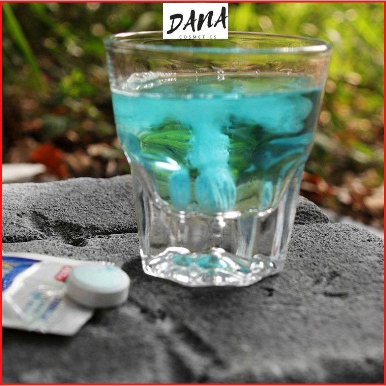 Viên Sủi Rửa Kính Ô Tô Xe Hơi Tiện Dụng (1 viên = 4L) DANA