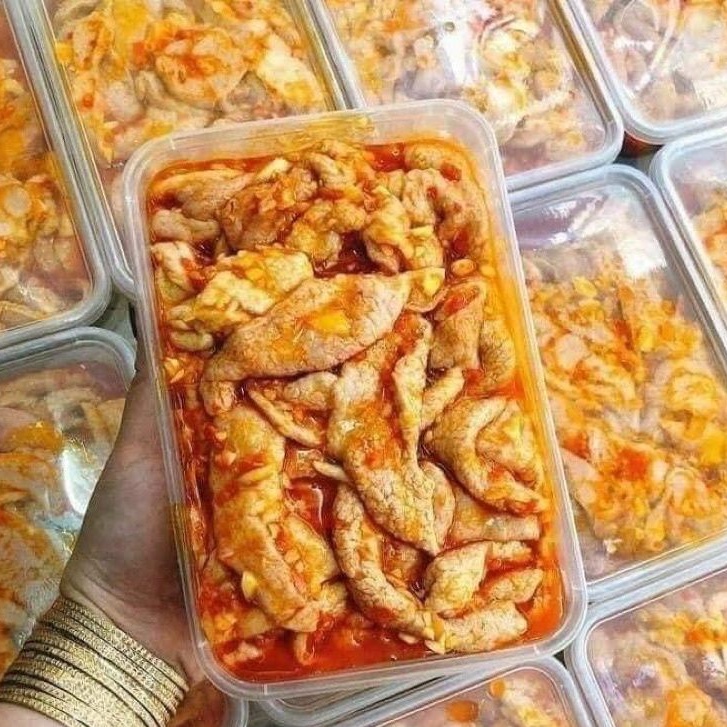 Hộp 500g Vú heo ướp chao sẵn vị vừa ăn