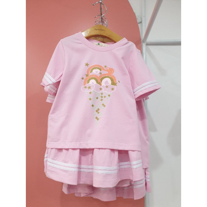 Bộ bé gái kèm chân váy in hình que kem. Chất cotton mát mịn, thấm hút mồ hôi. Size 4-10 từ 13-42kg