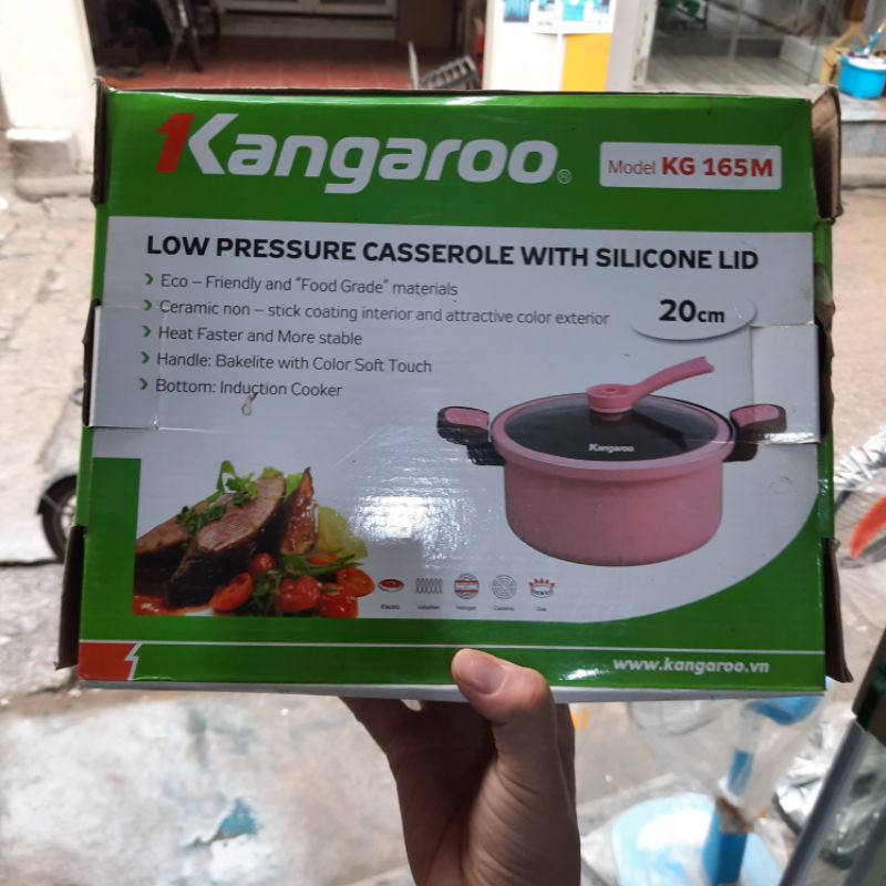 NỒI ÁP SUẤT/ HẦM THẾ HỆ MỚI DÙNG CHO BẾP TỪ KANGAROO KG 165M ( 20CM/ 3,3 LÍT )