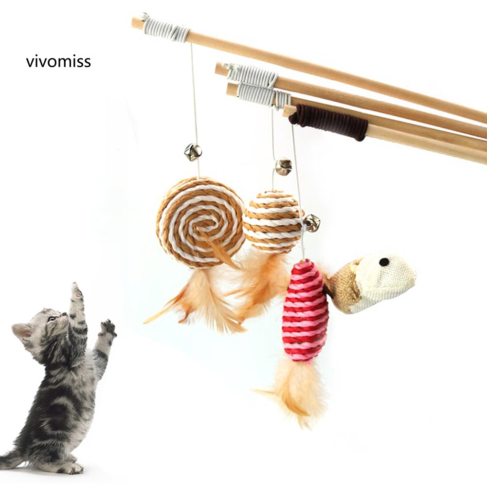 Đồ chơi cho thú cưng/mèo hình cây đũa thần gỗ đính chuông và lông vũ với quả bóng/cá/chuột