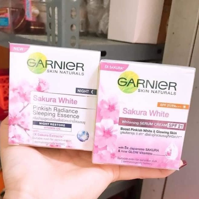 Kem dưỡng trắng da Garnier Sakura White hàng Thái Lan chính hãng