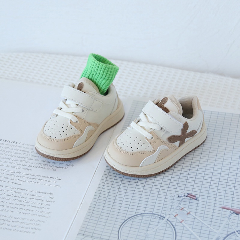 Giày Thể Thao Thoáng Khí Thời Trang Xuân Thu Cho Bé Pine154