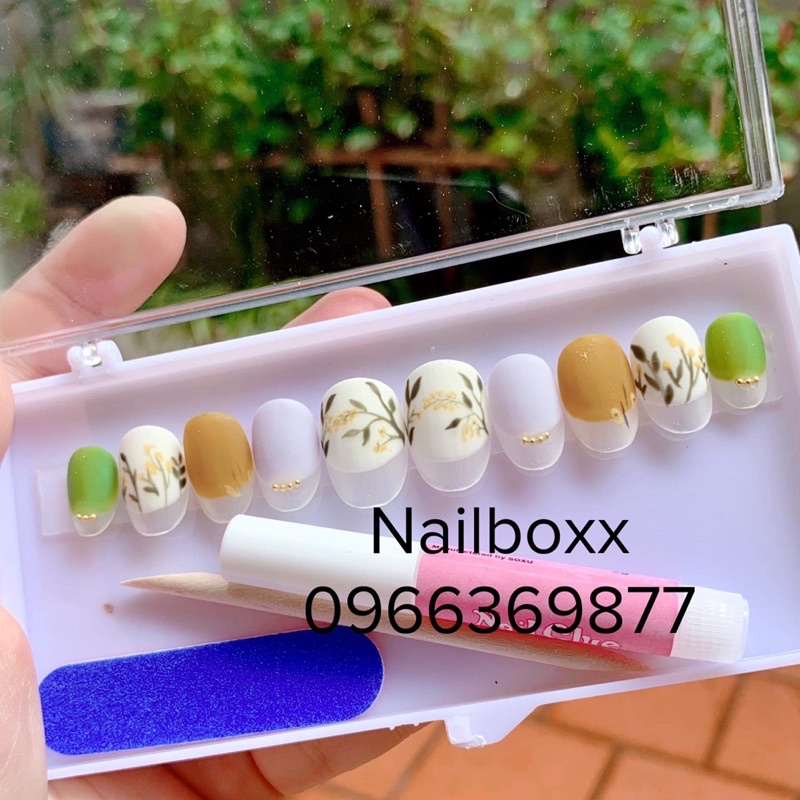 MẪU VẼ HOA LÁ NHẸ NHÀNG - MÓNG ÚP THIẾT KẾ GIÁ RẺ ( đã kèm dũa và keo gắn móng )