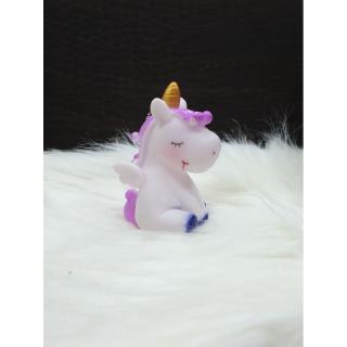 Trang trí ngựa Unicorn tím