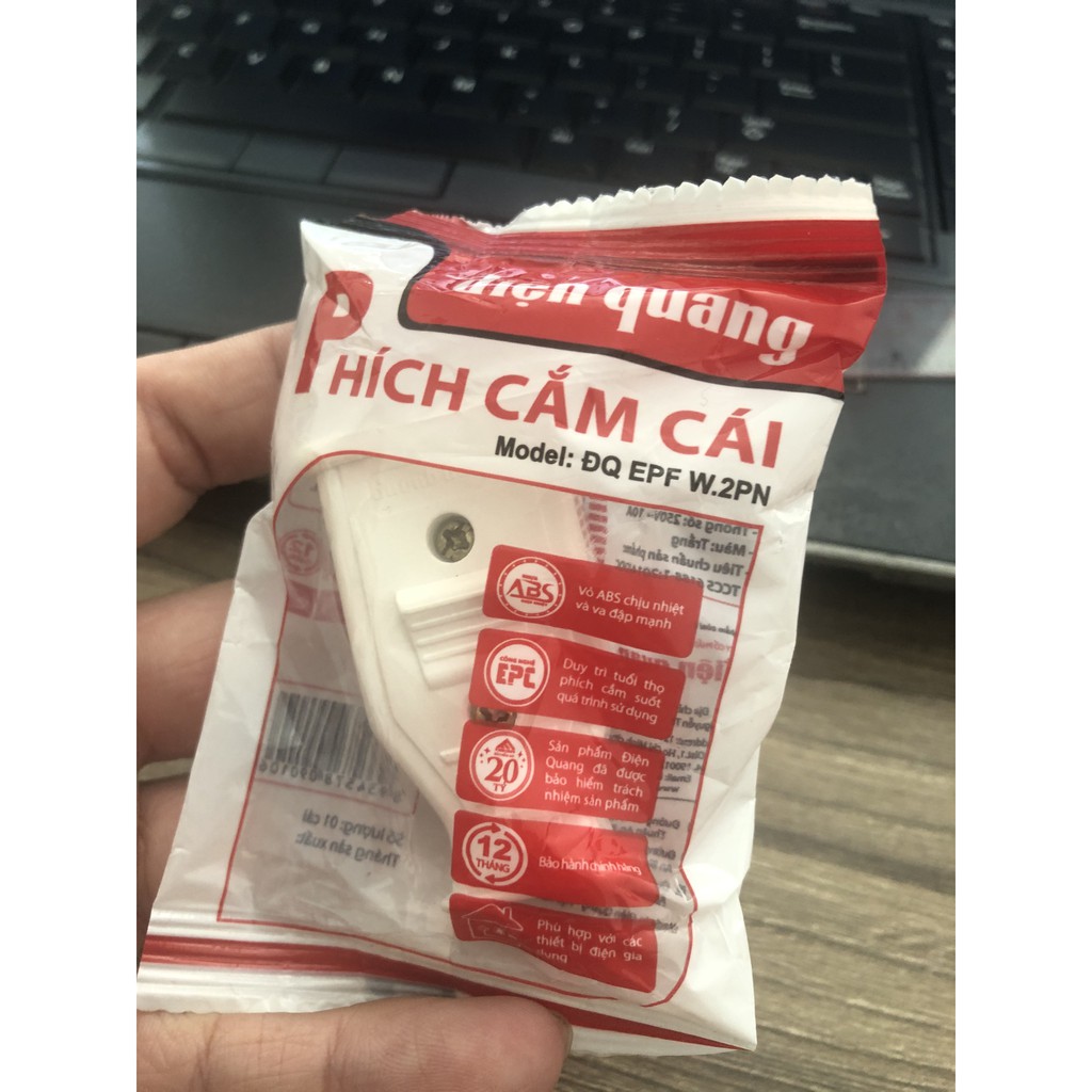 Phích cắm cái ĐQ EPF W.2PN điện quang